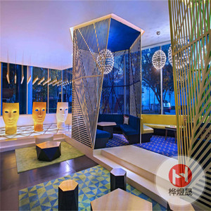 休闲区过道装饰布置