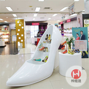 商场橱窗展示柜