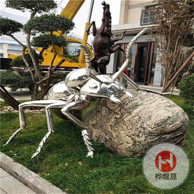 不锈钢景观雕塑HYS006